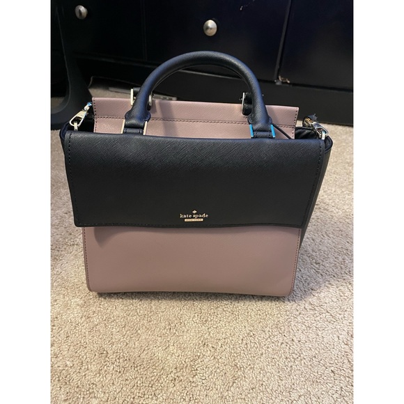 kate spade Handbags - ✨Kate Spade Crossbody Purse✨
